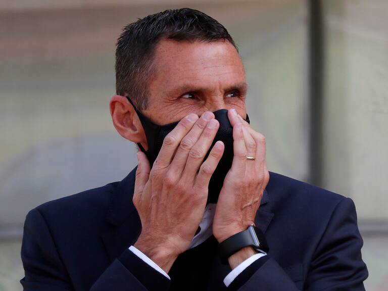 Hinchas de Universidad Católica critican a Gustavo Poyet