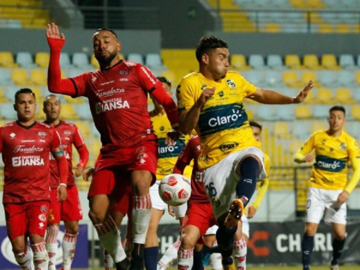 Everton y Ñublense no se sacaron ventaja y firmaron un mezquino empate en Viña del Mar