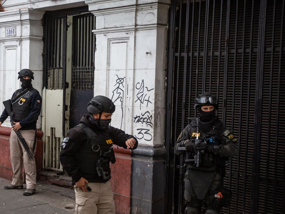 “Operación Pennsylvania”: PDI detiene a 24 chilenos en Santiago que conformaban una red criminal buscada por el FBI
