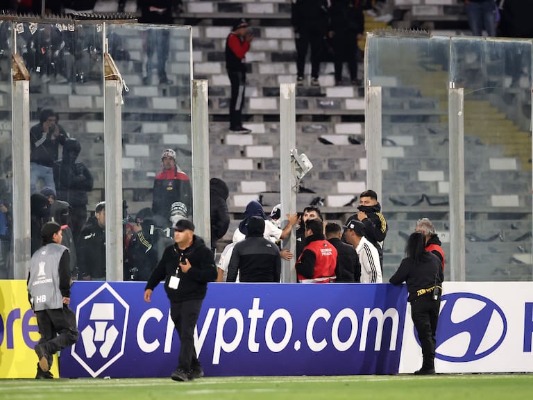 Detienen a tres personas vinculadas a los incidentes del frustrado encuentro entre Colo Colo y Fortaleza