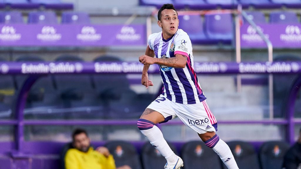 VALLADOLID, SPAIN - SEPTEMBER 27: Fabian Orellana of Real Valladolid looks on during the La Liga Santander match between Real Valladolid CF and RC Celta at Estadio Municipal Jose Zorrilla on September 27, 2020 in Valladolid, Spain. Football Stadiums around Europe remain empty due to the Coronavirus Pandemic as Government social distancing laws prohibit fans inside venues resulting in fixtures being played behind closed doors. (Photo by Diego Souto/Quality Sport Images/Getty Images)