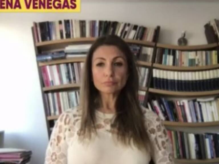 Estante de Macarena Venegas generó diversas reacciones en redes sociales