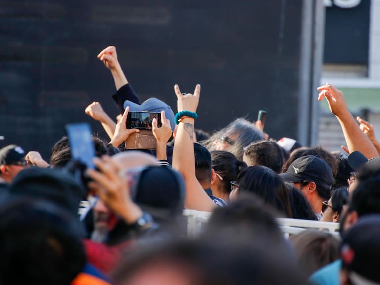 ¿Sueñas con ser una estrella de rock y ganar hasta 10 mil dólares? Este concurso se realizará en Chile