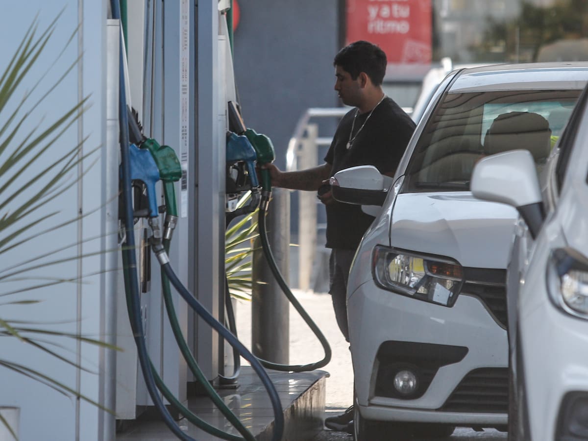 Bencinas en Chile tendrían nueva baja a partir de esta semana: así quedarían los precios según las estimaciones