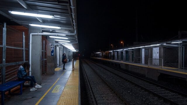 Sujeto que agredió a su pareja y pasajeros en Estación Quilpué fue detenido por Carabineros