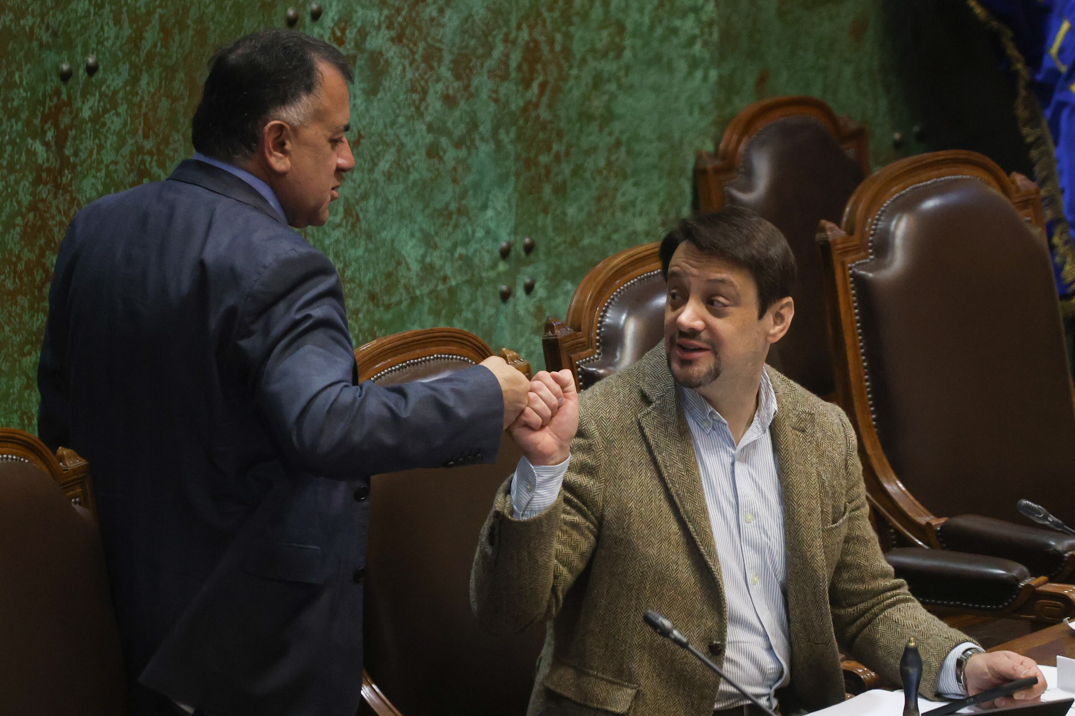 Agencua Uno
