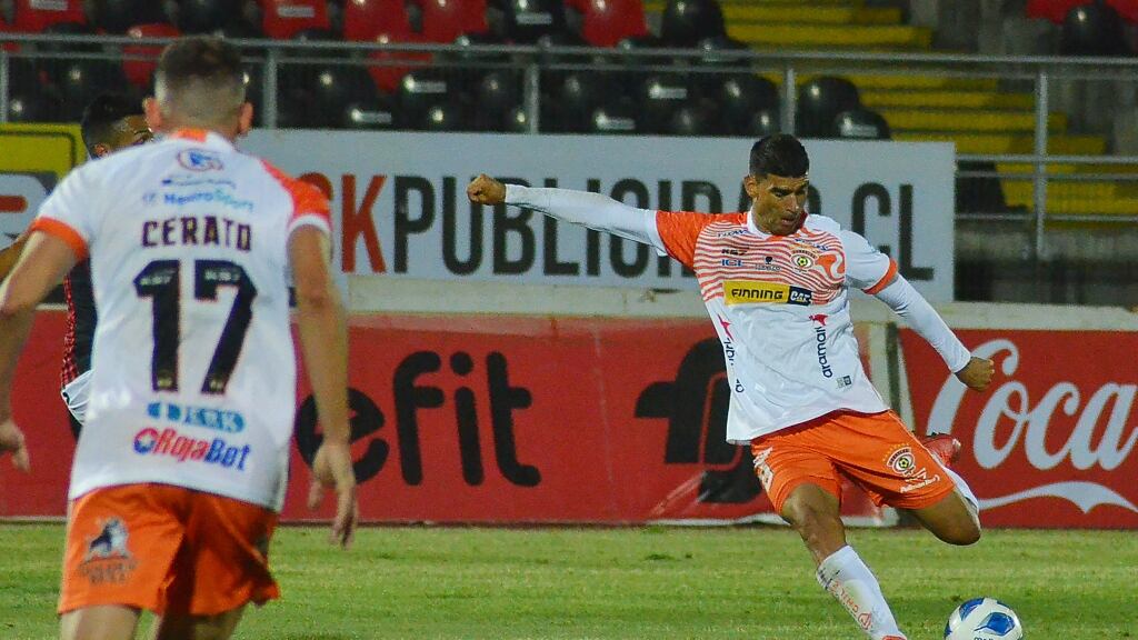 David Escalante se defiende por festejar el "gol fantasma" contra Wanderers: "No fue nada desleal"