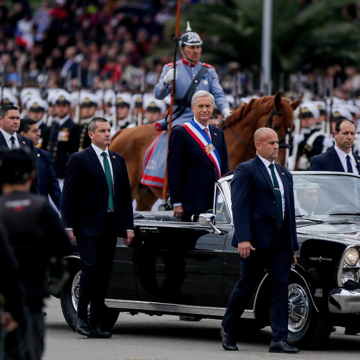 Primera Parada Militar de Kast: Presidente llegó al Parque O’Higgins y fue recibido entre aplausos