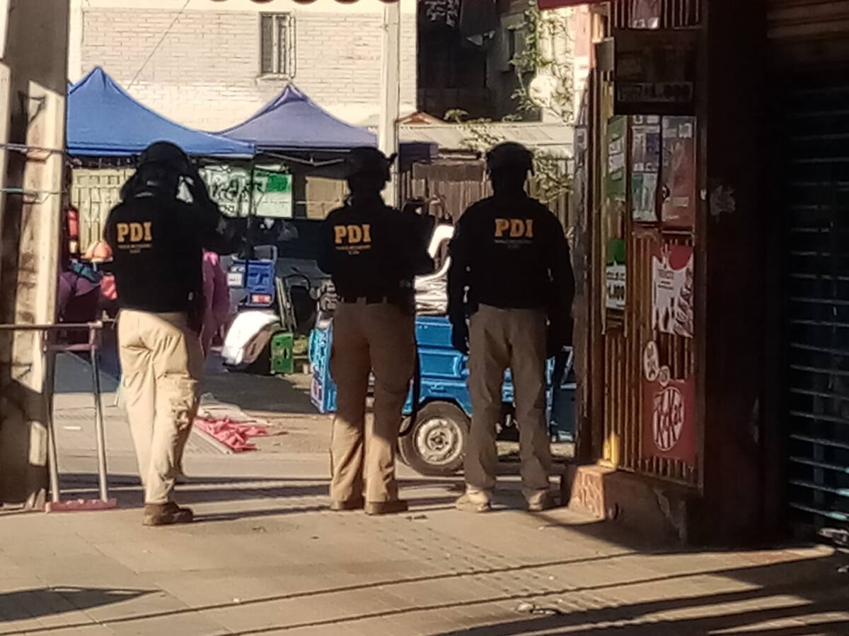 Fiscalía y PDI allanan locales con casinos clandestinos en La Pintana y otras comunas de Chile por investigación de lavado de activos