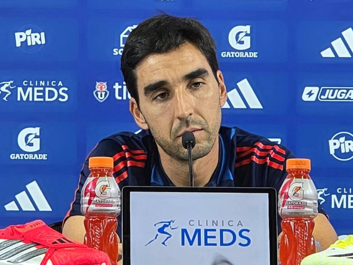 Meneghini se muestra conforme con el plantel disponible en la U: “Si toca quedarnos así, estamos muy bien”