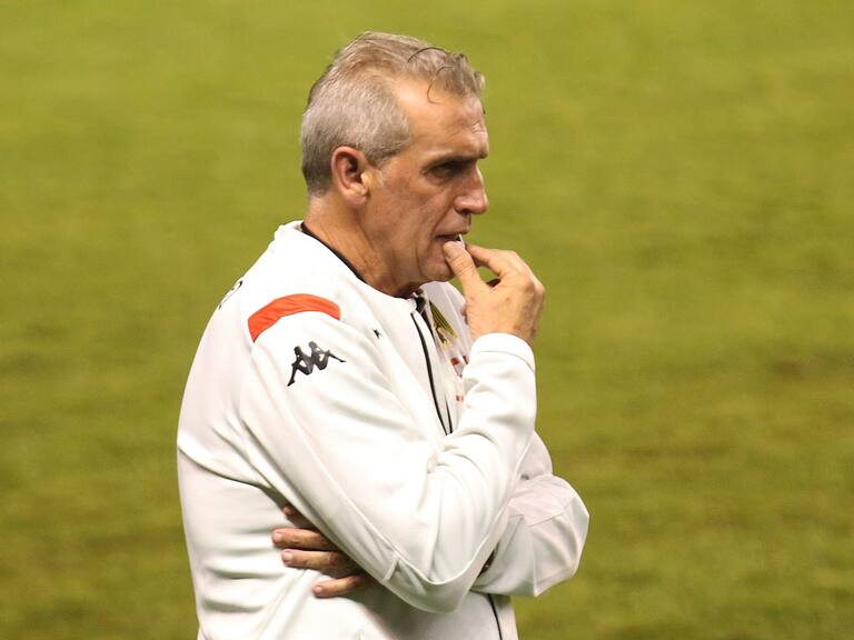 Jorge Pellicer tras la goleada recibida en Ecuador por Copa Libertadores: «Tuvimos un primer tiempo para el olvido»
