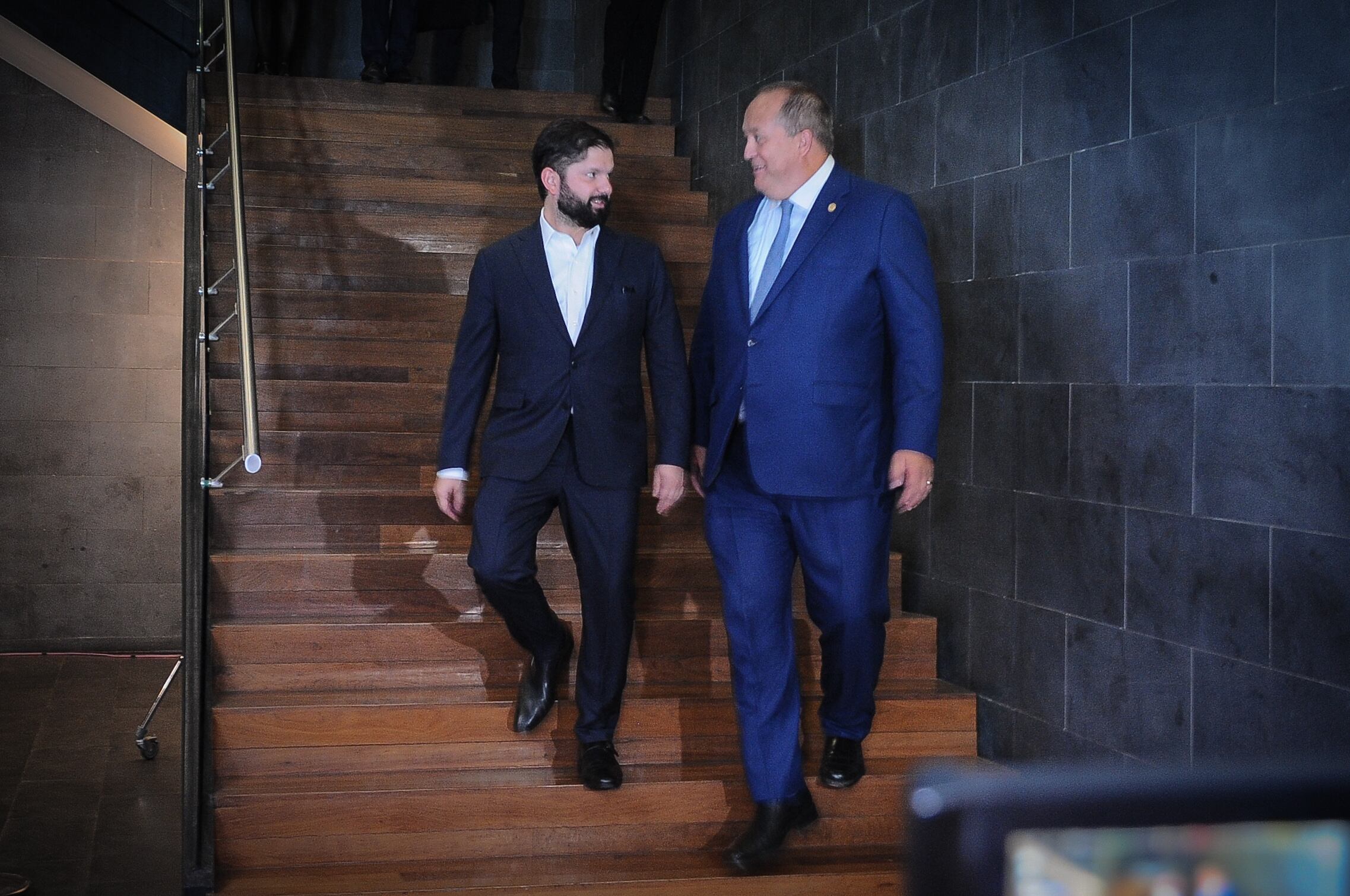 Agencia UNO | El Presidente Gabriel Boric junto al fiscal nacional, Ángel Valencia, durante la rendición de la Cuenta Pública 2024 de la Fiscalía Nacional