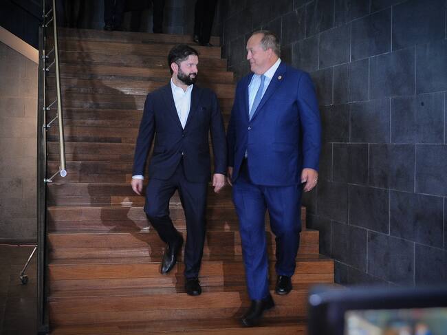 Agencia UNO | El Presidente Gabriel Boric junto al fiscal nacional, Ángel Valencia, durante la rendición de la Cuenta Pública 2024 de la Fiscalía Nacional