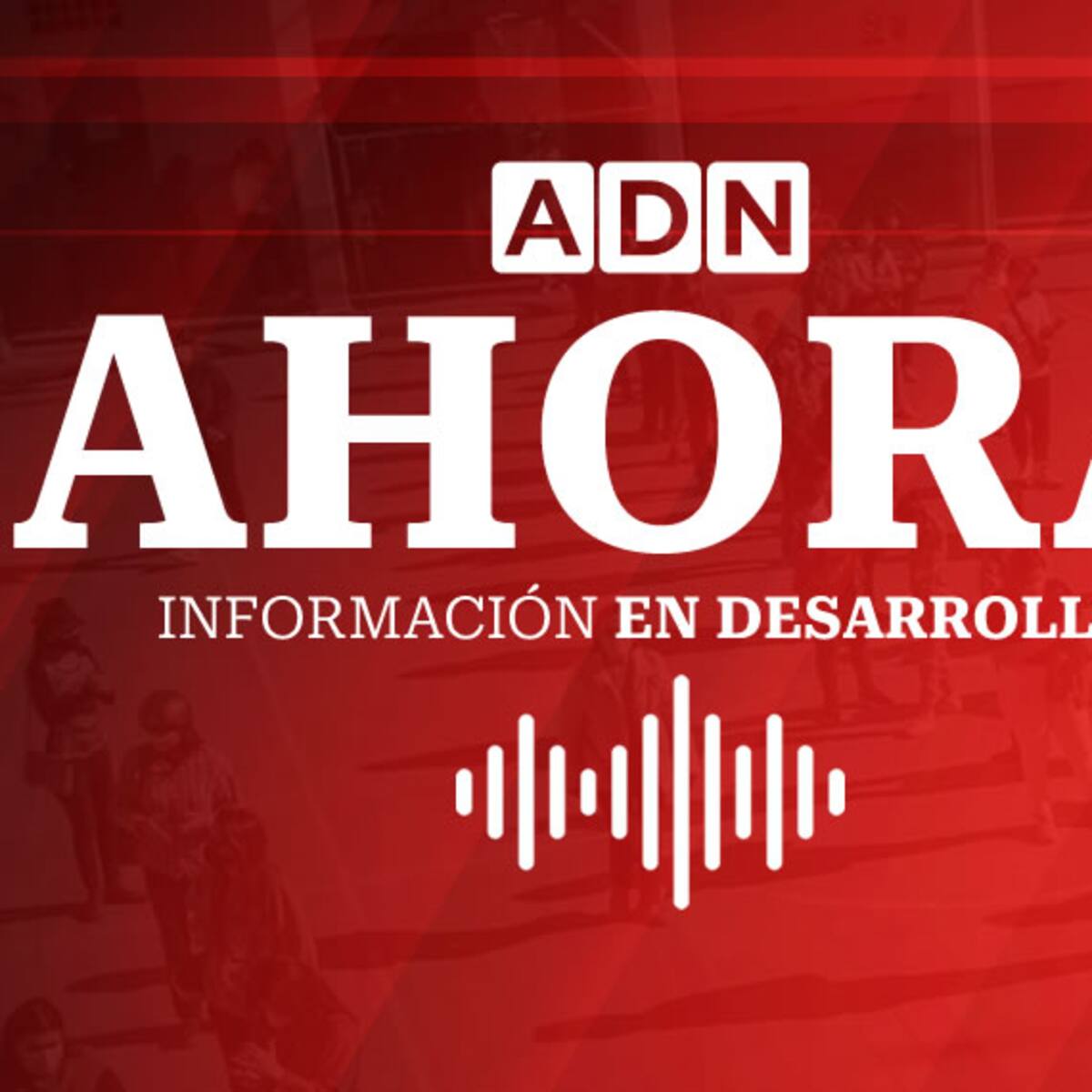 Reportan detención momentánea en Metro de Santiago: olor a humo sería la causa