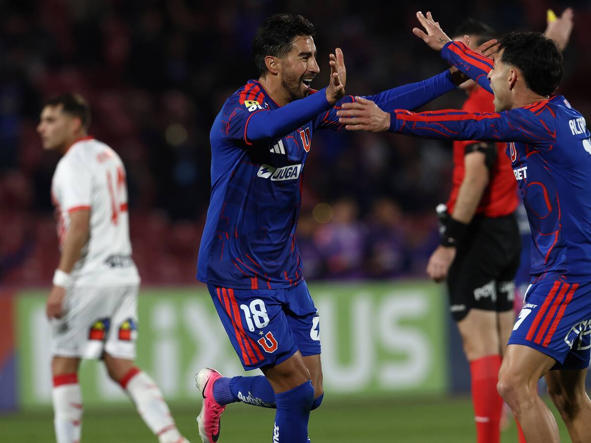 Lucero se viste de ‘10’ en la U: golazo y asistencia de lujo para el triunfo azul en la Copa Chile