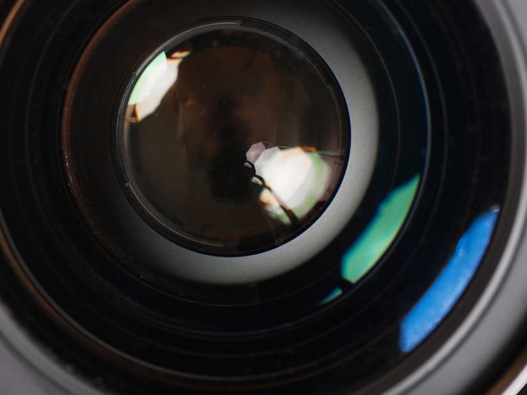 Periodistas fueron grabadas sin su consentimiento en ropa interior en TVN