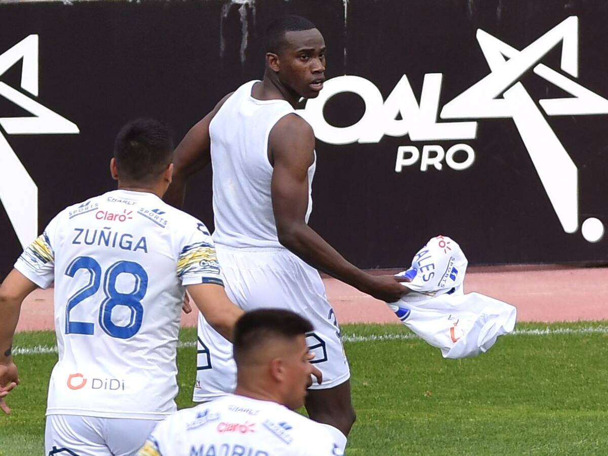 Everton volvió a los triunfos en el norte del país y derrotó a la Deportes La Serena en La Portada