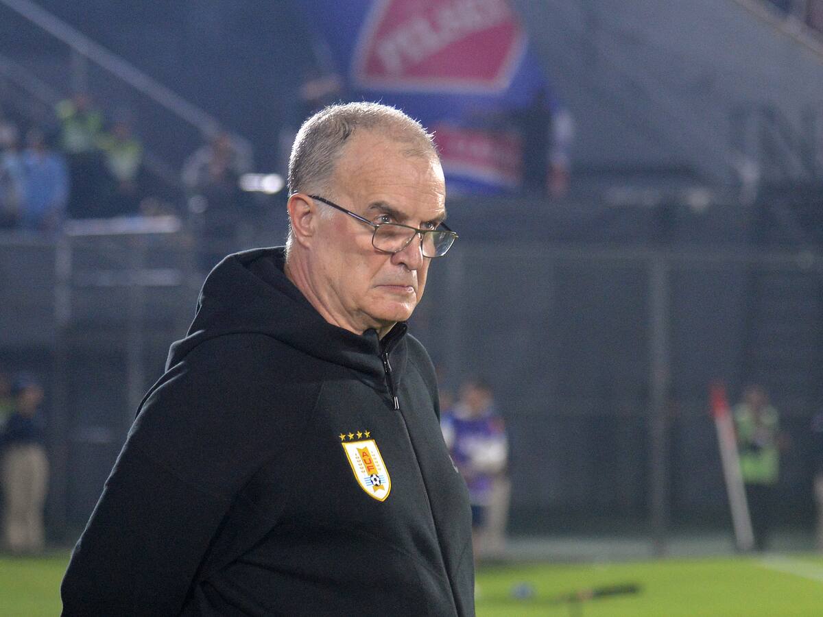 “No tengo otra opción que reconocer mi ineficacia”: la feroz autocrítica de Marcelo Bielsa tras la derrota de Uruguay ante Paraguay