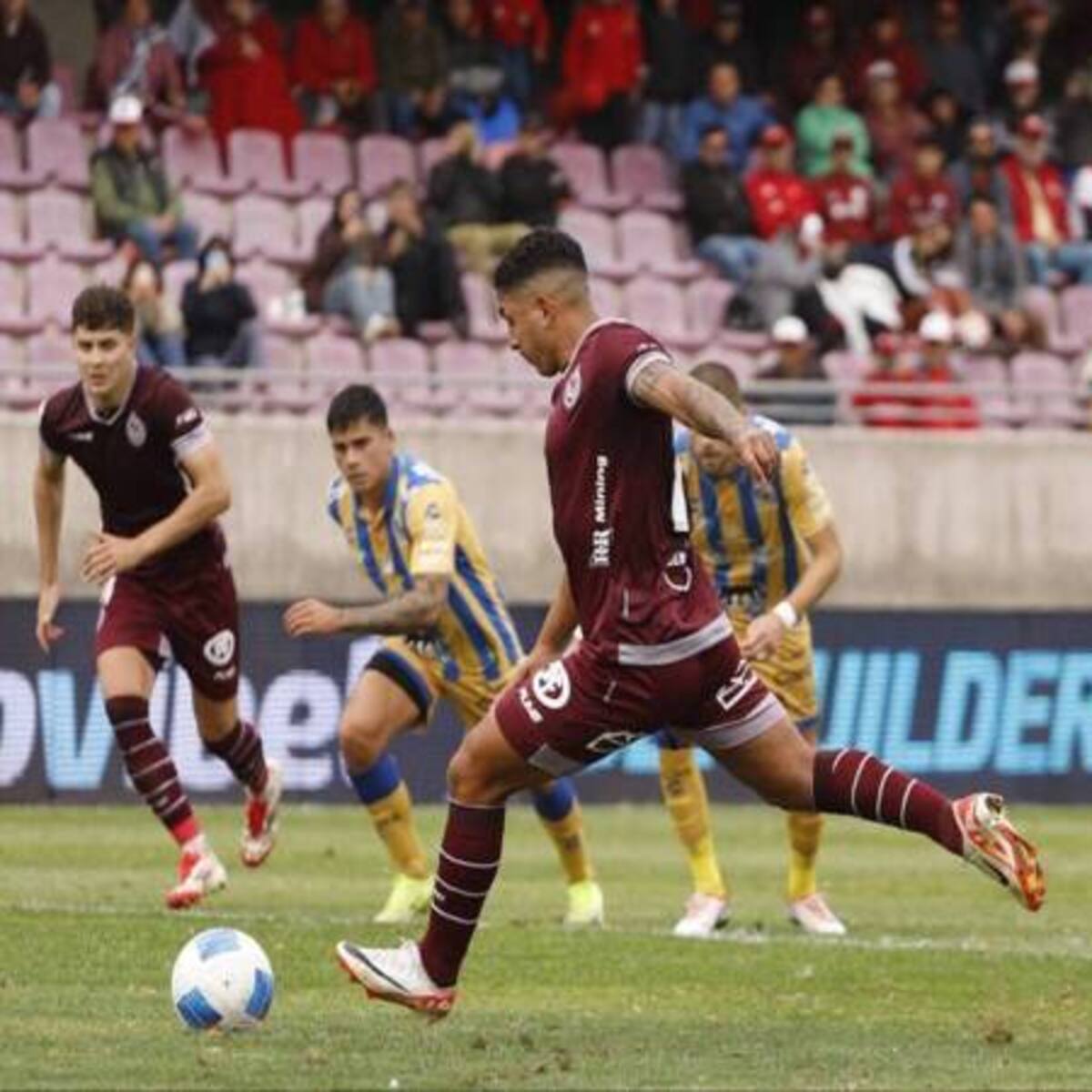Programación fútbol chileno: ¿Qué partidos se juegan hoy, 28 de agosto, y quién transmite?