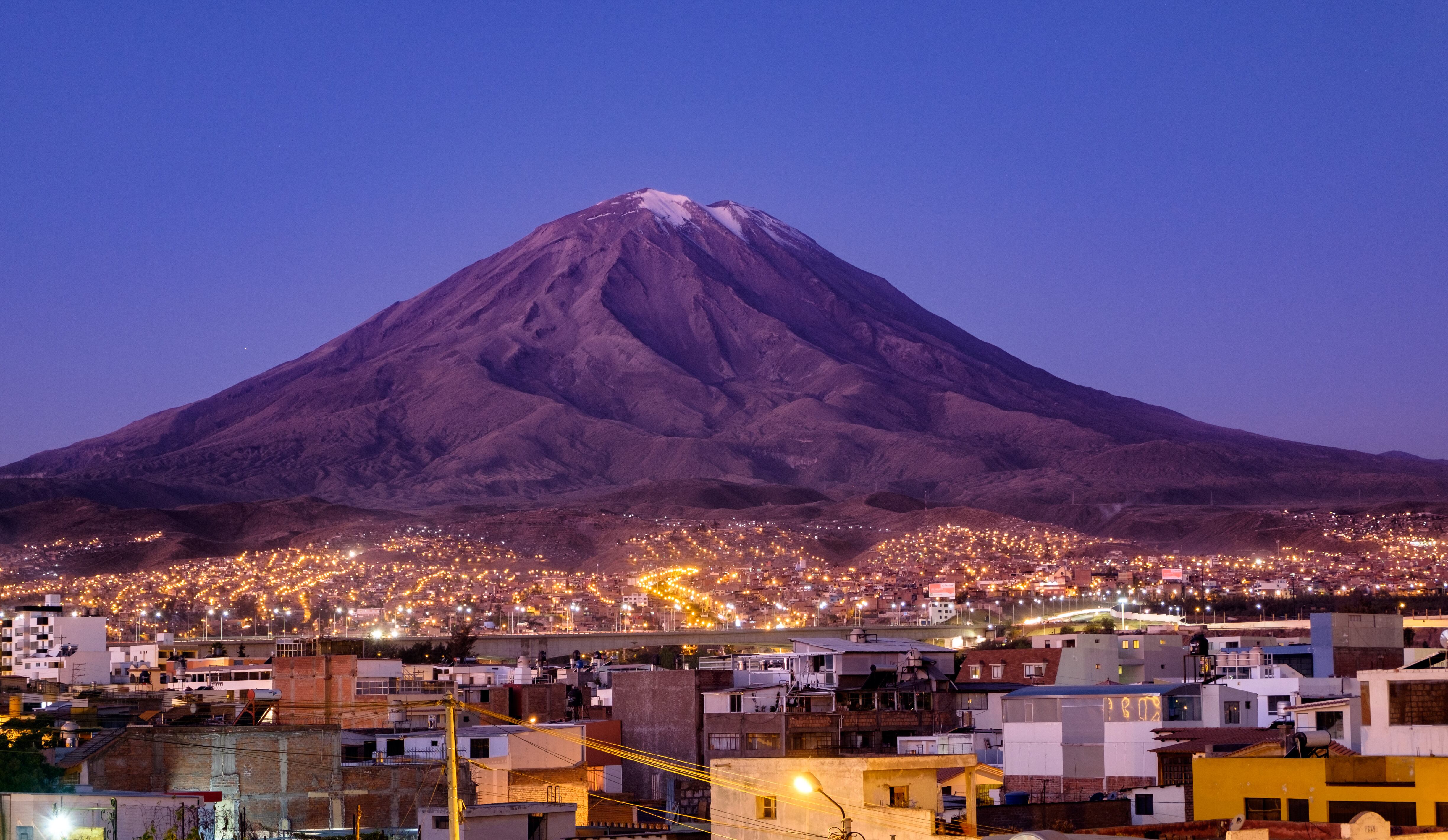 Volcán Misti, en Arequipa, Perú / Getty Images