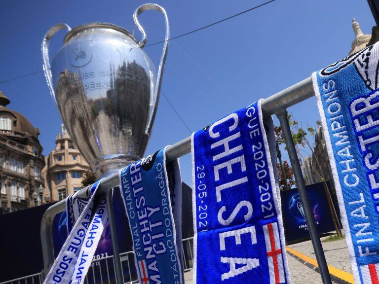 PORTO, PORTUGAL - 28 MAY : A general view of an inflatable Champions League Trophy on display in Liberdade Square, Porto and scarves bearing the names of the finalists ahead of the UEFA Champions League Final between Manchester City and Chelsea at Estadio do Dragao on May 28, 2021 in Porto, Portugal. (Photo by Marc Atkins/Getty Images)