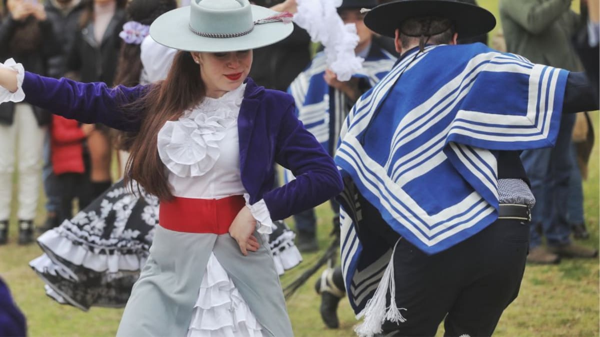 Fiestas Patrias no terminan: “18 chico” continúa en Santiago con jornada de cueca brava el miércoles