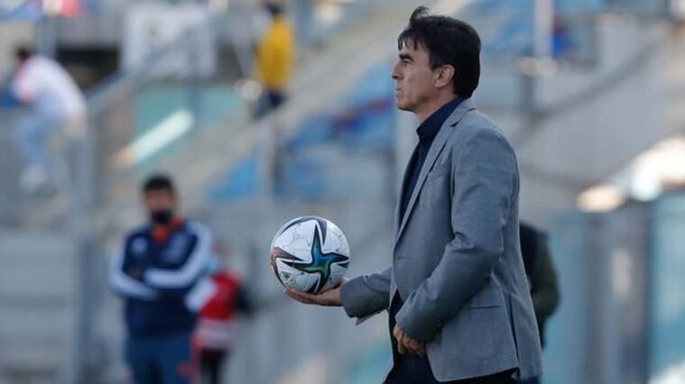 Gustavo Quinteros pidió mesura tras ganar el Superclásico: "Alargamos la diferencia con un rival directo, pero no hay nada dicho"