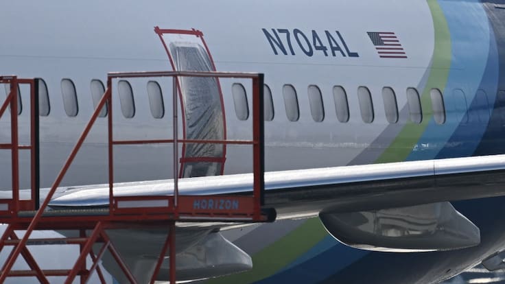 Boeing despide al encargado del 737 MAX tras las pérdidas de fuselaje en pleno vuelo