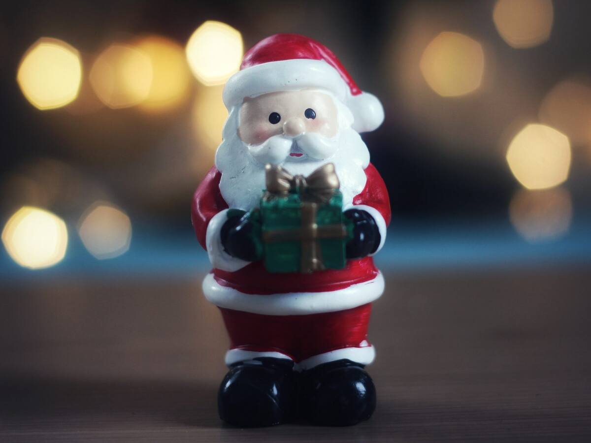 ¿Por qué una experta de la OMS aseguró que el Viejito Pascuero es «inmune» al Covid-19?