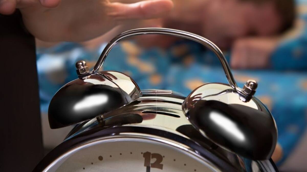 Cambio de hora en Chile: expertos advierten cuánto puede tardar el cuerpo en adaptarse al nuevo horario