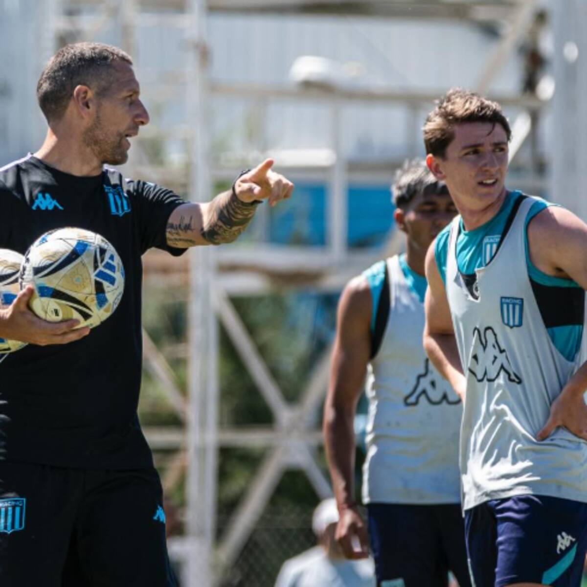 Tetracampeón del fútbol chileno asume la banca de Racing en medio de la crisis