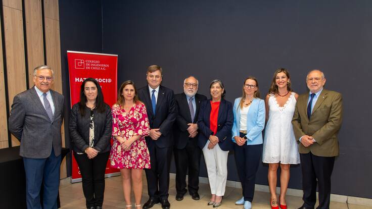 Colegio de Ingenieros de Chile reconoce a Andrea Obaid y a otras destacadas profesionales por su liderazgo y excelencia