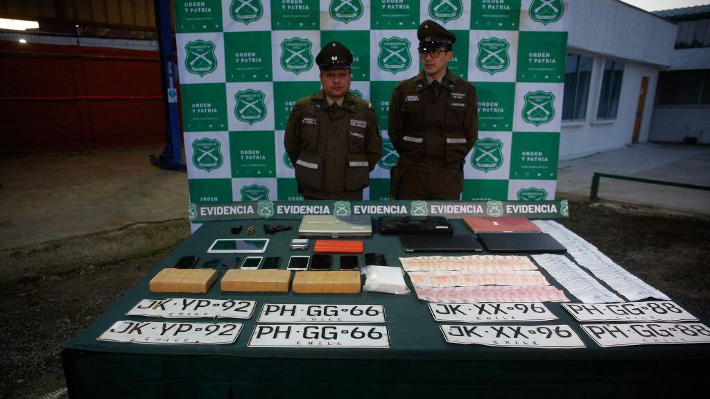 Pruebas que dan cuenta de la operatividad de la banda criminal. / Agencia Uno.