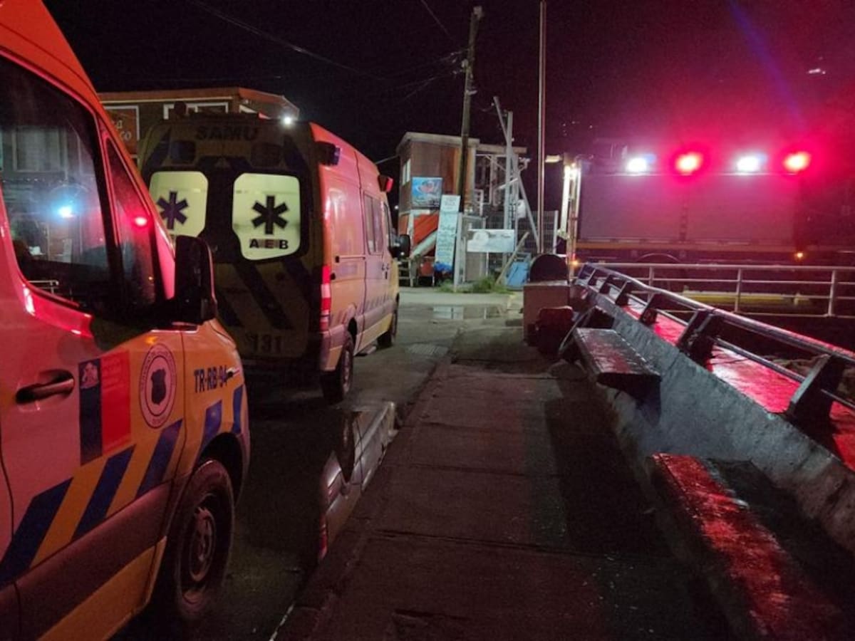 Tragedia marítima en Osorno: aumenta número de rescatados tras naufragio de embarcación en San Juan de la Costa
