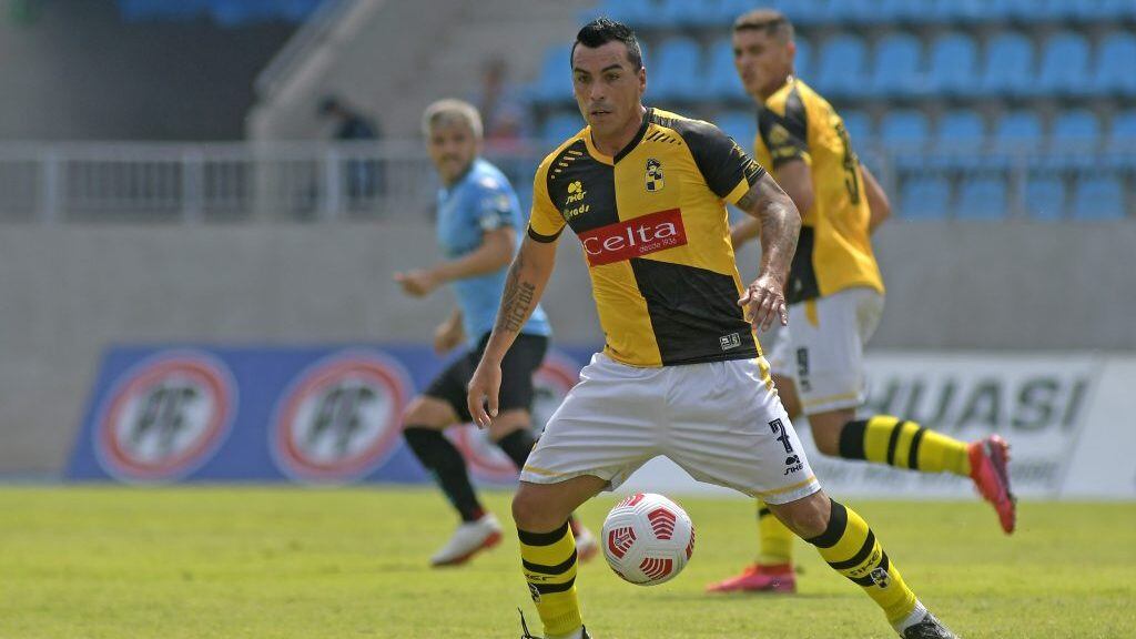 04 de Abril de 2021 / IQUIQUE Esteban Paredes, durante el partido válido por la Primera fecha del Campeonato Nacional de Ascenso Betsoon 2021, entre Deportes Iquique vs Coquimbo Unido, disputado en el Estadio Tierra de Campeones, Ramón Estay Saavedra.
FOTO: CRISTIAN VIVERO BOORNES/AGENCIAUNO