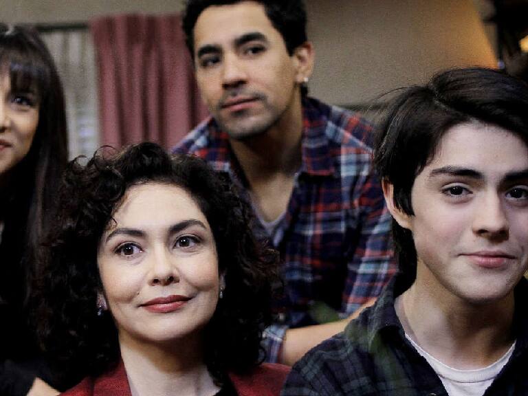 Con Loreto Aravena con más protagonismo: «Los 90», la secuela que preparan de «Los 80»