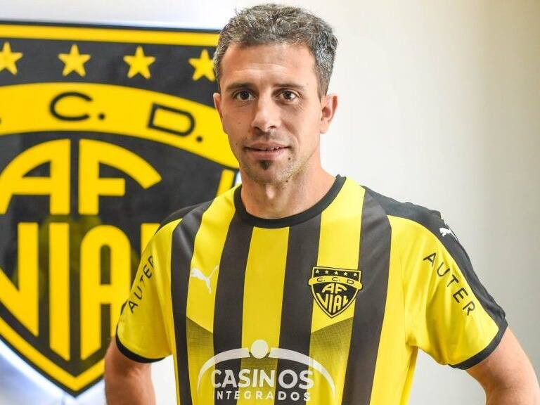 Pablo Vranjicán fue anunciado como nuevo refuerzo de Fernández Vial