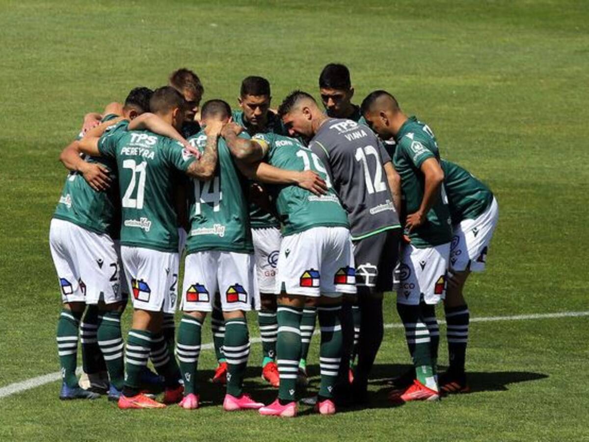 «Nos tiraron por el barranco»: La molestia en el plantel de Santiago Wanderers por los cambios de DT en 24 horas