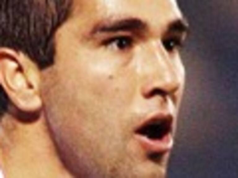 Fernando Meneses descartó a la U y regresó impensadamente a la UC