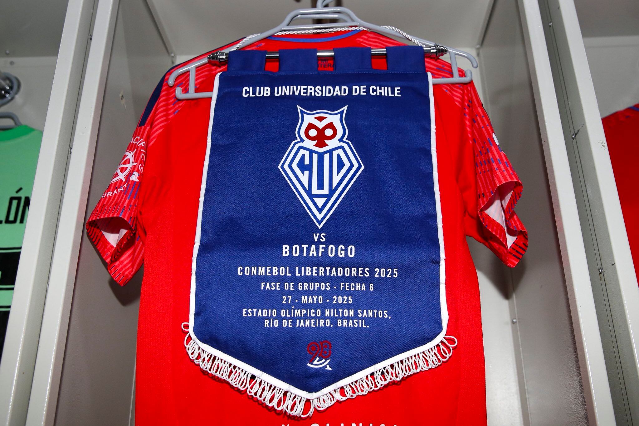 Camiseta Universidad de Chile