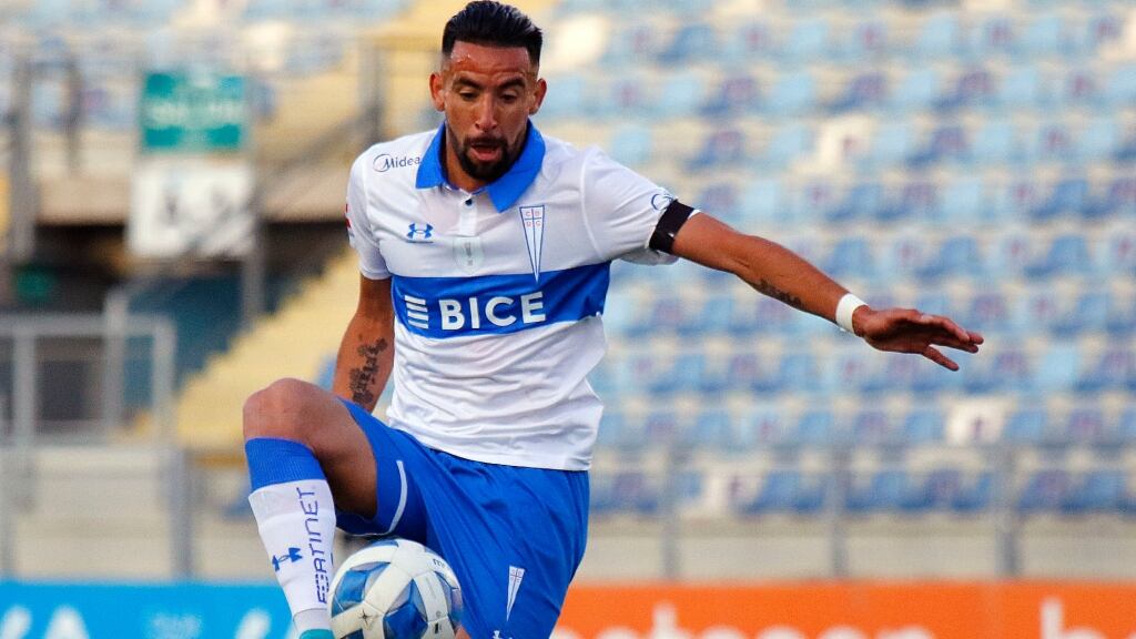 Juan Tagle descarta la salida de Mauricio Isla de la UC: "Son sólo especulaciones"