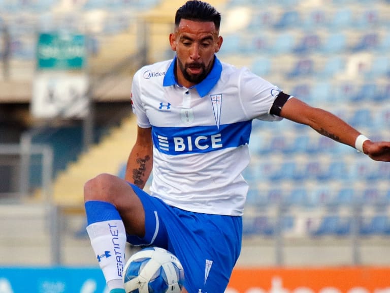 Juan Tagle descarta la salida de Mauricio Isla de la UC: "Son sólo especulaciones"