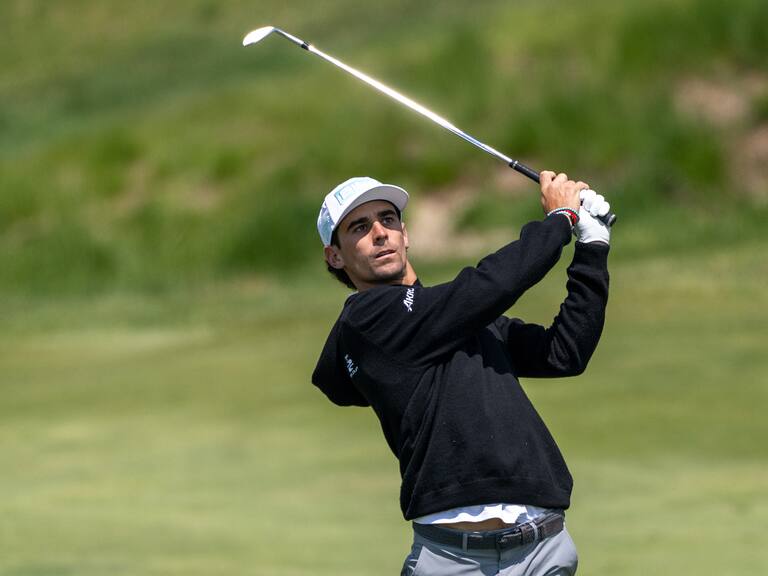 Sin descanso: Joaquín Niemann arranca en el top 5 de la fecha del LIV Golf en Corea del Sur