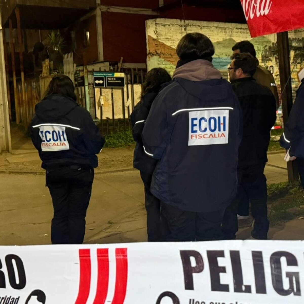 Los abordaron desde un vehículo y les dispararon: dos hombres resultan heridos de gravedad en Lo Espejo