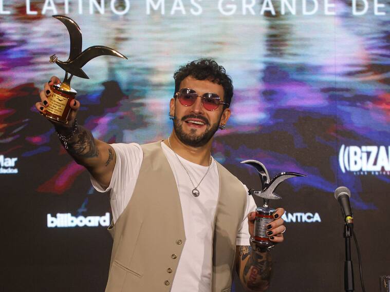 25 DE FEBRERO DE 2025 / VIÑA DEL MAR
Conferencia de prensa de Edo Caroe tras recibir las Gaviotas de Plata y Oro, durante el 64 Festival Internacional de la Canción Viña 2025 en la Quinta Vergara.
FOTO: SEBASTIÁN RÍOS MORALES/AGENCIAUNO