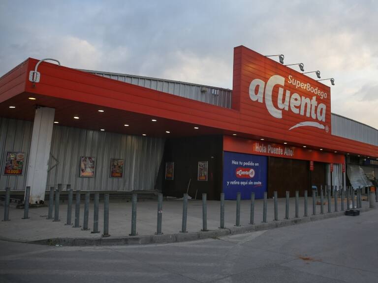 Agencia Uno | Saqueo a supermercado en Puente Alto