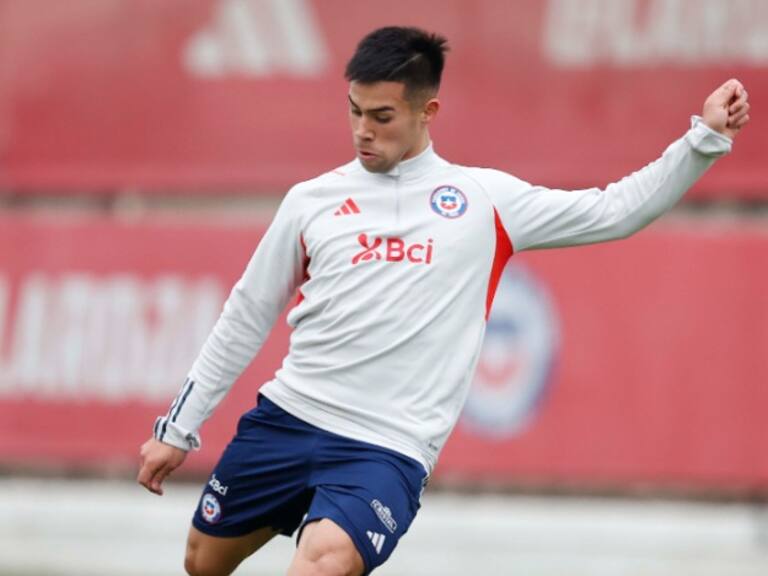 Alexander Aravena y su compromiso con La Roja: "No importa si no tengo vacaciones, solo con estar aquí soy feliz"