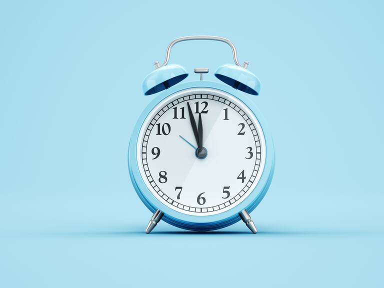 Cambio de hora 2025 en Chile: ¿Qué día comienza el horario de invierno?