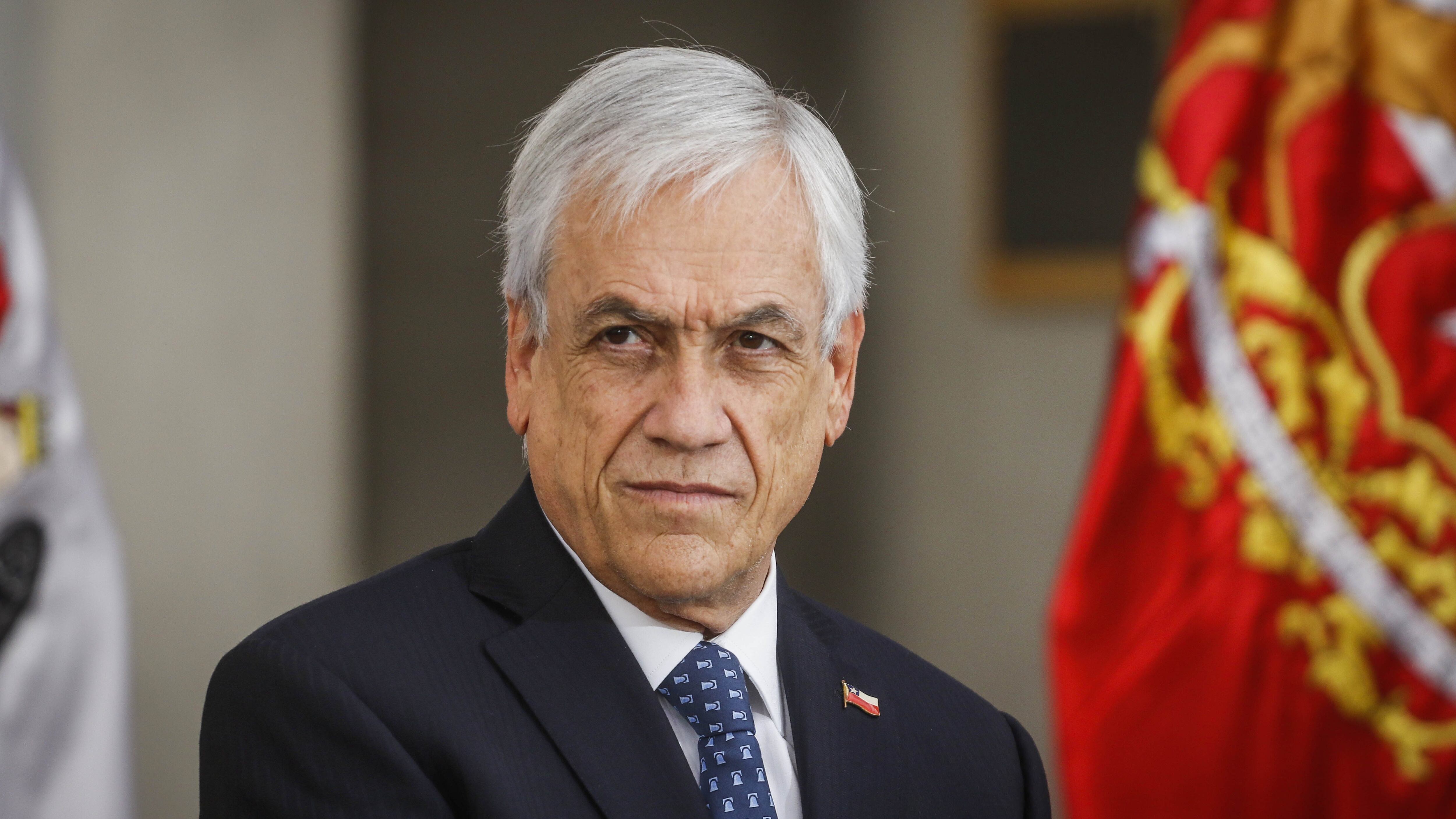 16 de marzo del 2020/SANTIAGOEl Presidente de la Republica, Sebastian Piñera, habla en el entre patio, del Palacio de La Moneda, tras finalizar la reunión interministerial, por coronavirus.
FOTO: SEBASTIAN BELTRAN GAETE/AGENCIAUNO