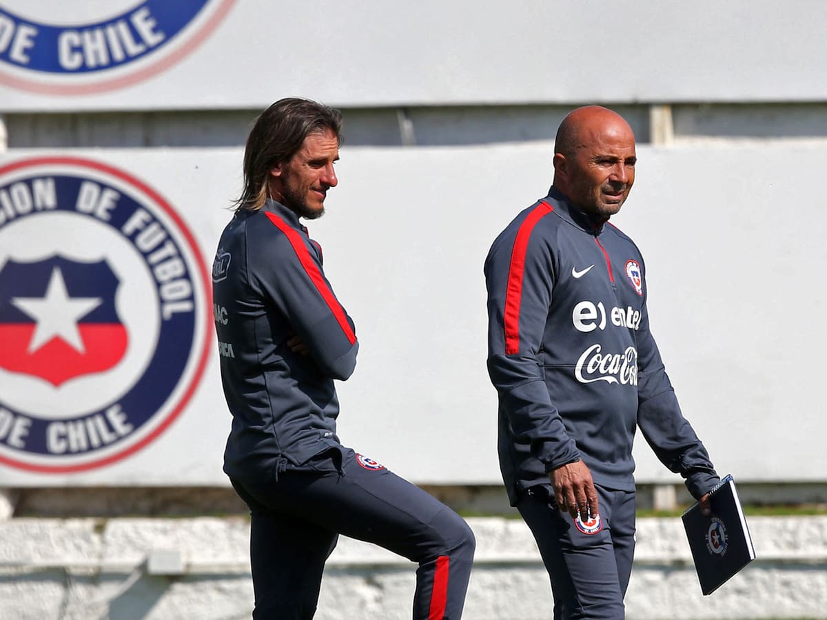 “Me tocó estar ocho años en Chile y fui muy feliz... No creo tomar una selección, me gustaría volver a un club”